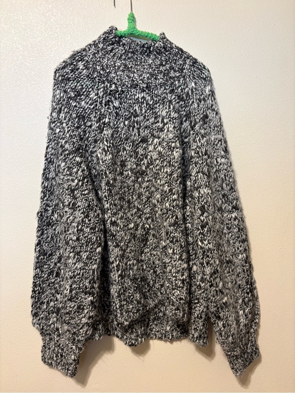 Abercrombie & Fitch Marled Black and White Turtleneck Sweater